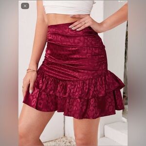 SHEIN Wine color print skirt with ruffles